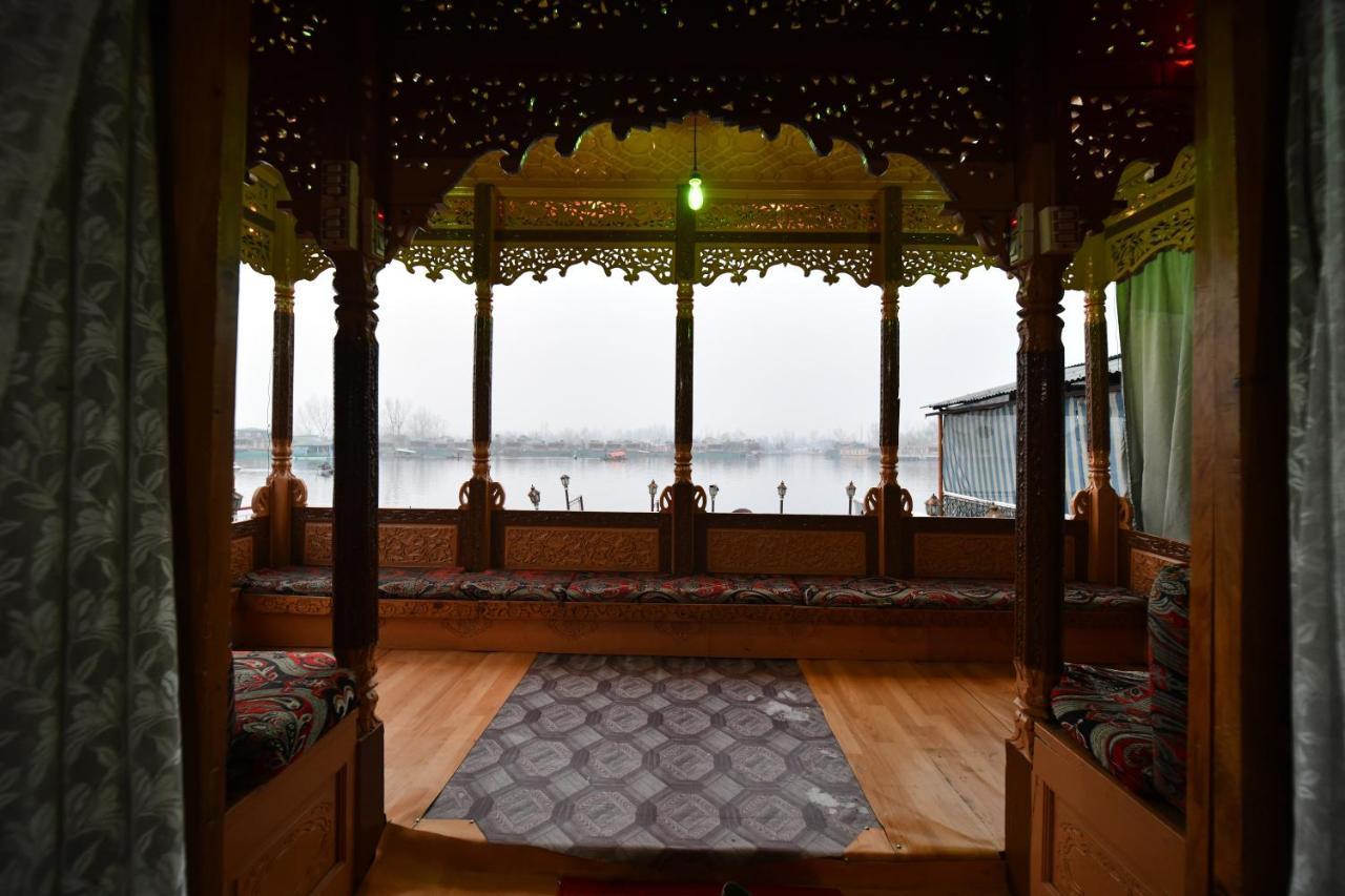 Goona Palace Houseboats Srīnagar Zewnętrze zdjęcie